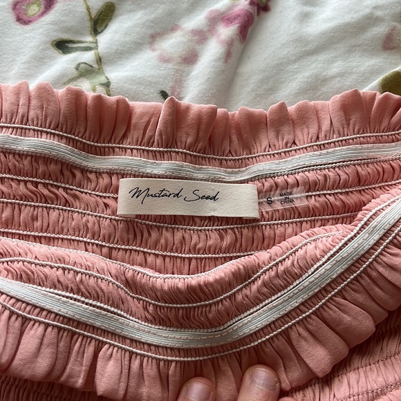 Light pink, flowy high waisted skort! Good condition, barley used. - Picture 2 of 3